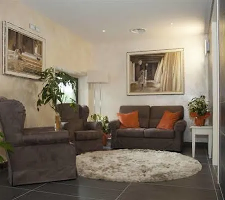 Centova 3*